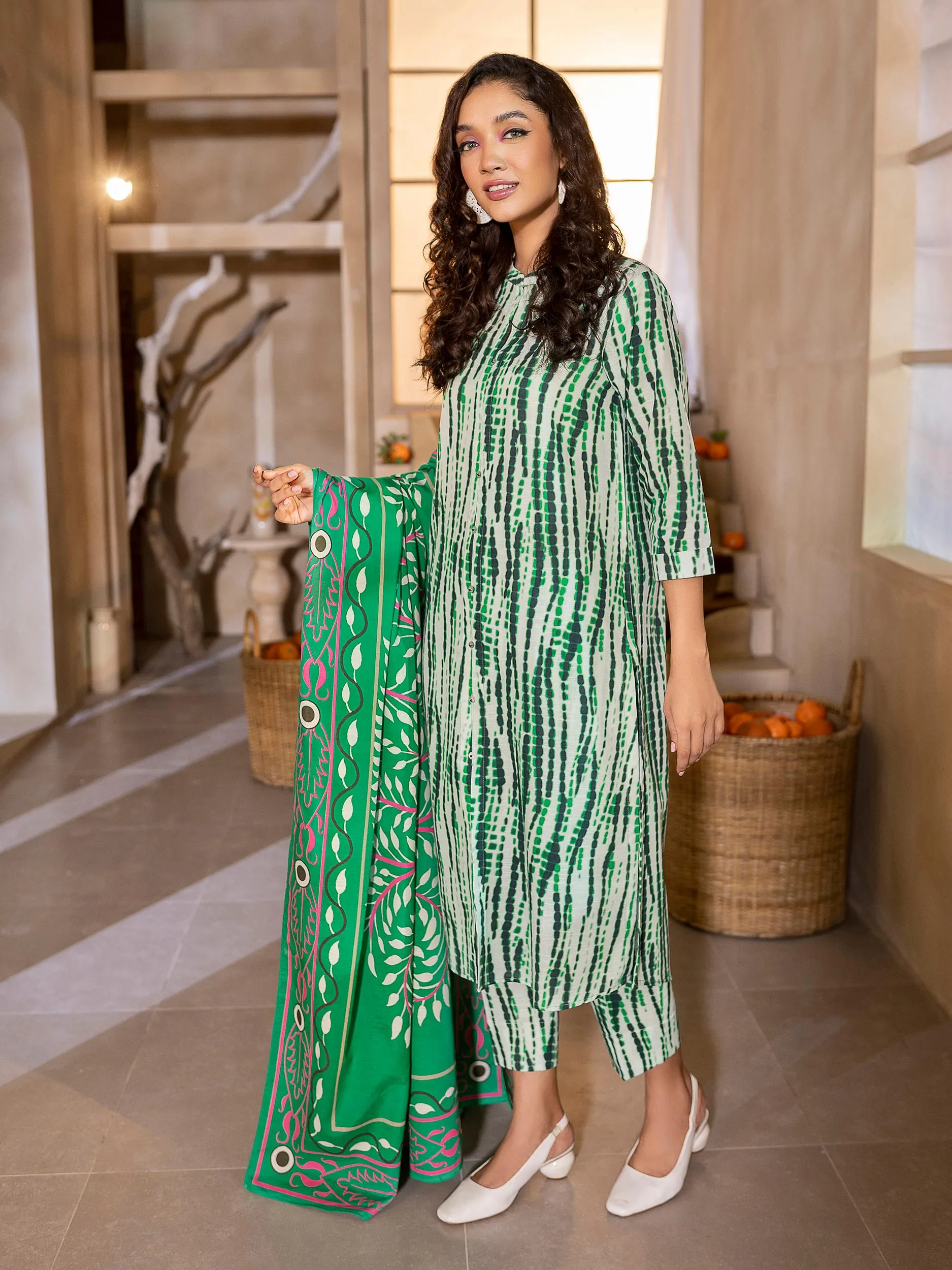 2 Piece Khaddar Suit-Printed (Unstitched)