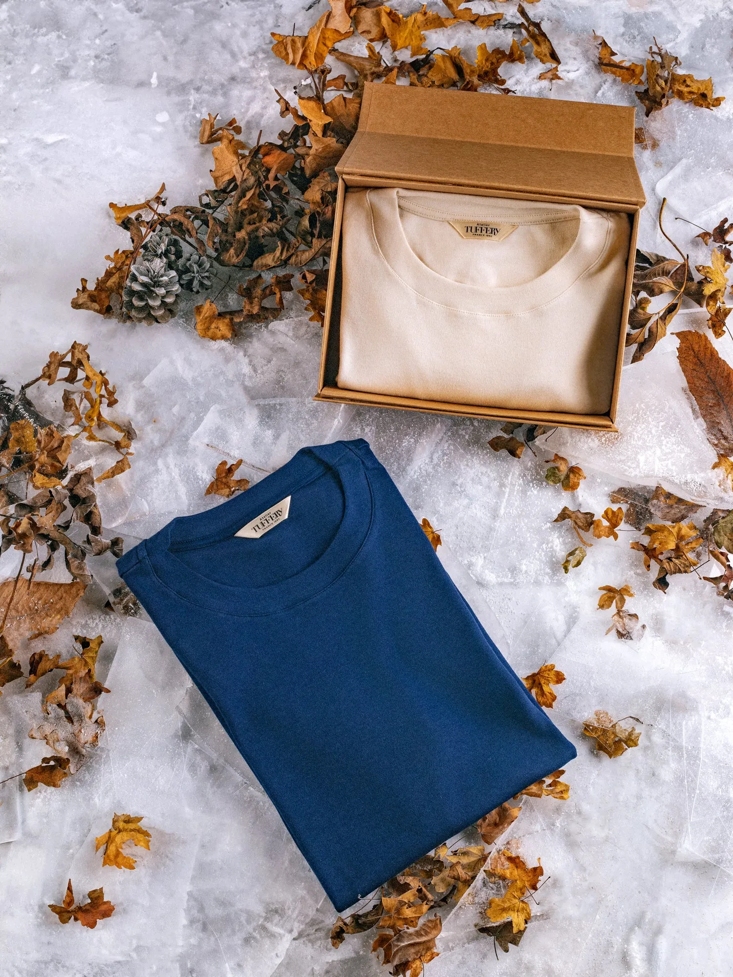 Deux T-shirts Homme Marine/Écru - Coffret Cadeau