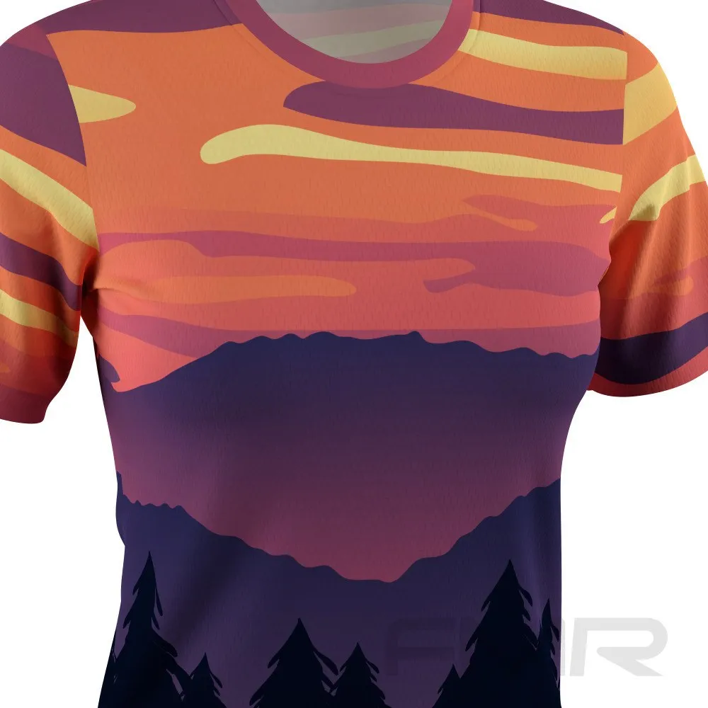 FMR Women's Sunset  Performance Short Sleeve T-Shirt