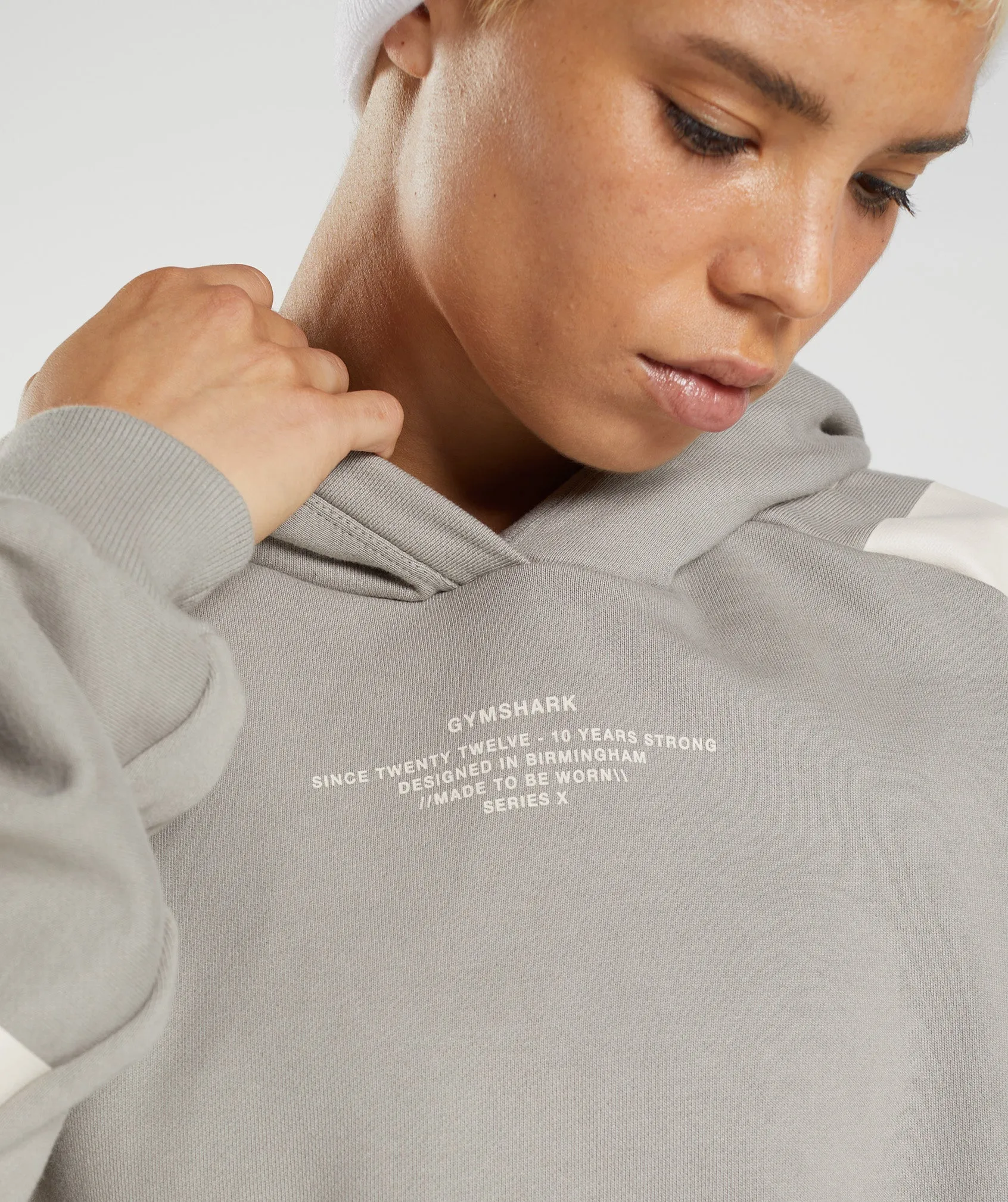 Gymshark GS10 Year Hoodie - Ecru Brown