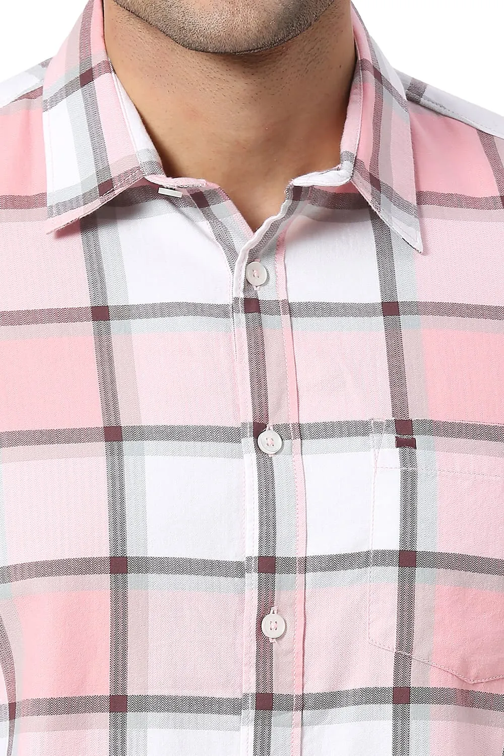 Slim Fit Cotton Twill Checks Halfsleeves Shirt