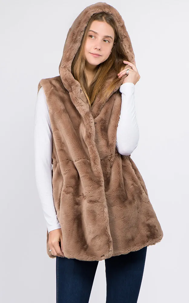 VP8482 Faux Fur Solid Pocket Vest With Hood
